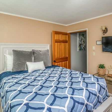 Lanai At The Cove Aparthotel Сийсайд Екстериор снимка