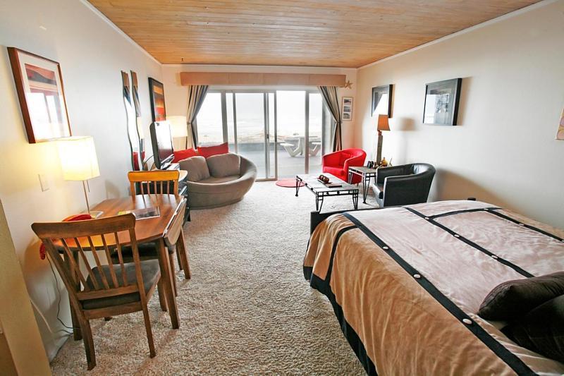Lanai At The Cove Aparthotel Сийсайд Екстериор снимка